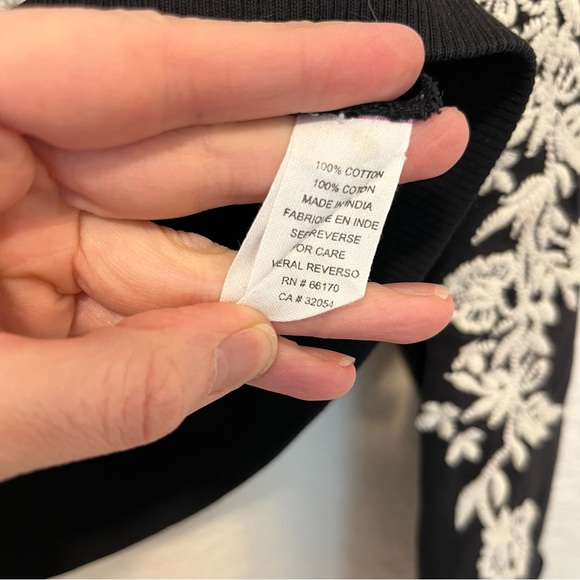 Free People Black Floral Embroidered Hoodie Sweatshirt Top Medium - Picture 7 of 10